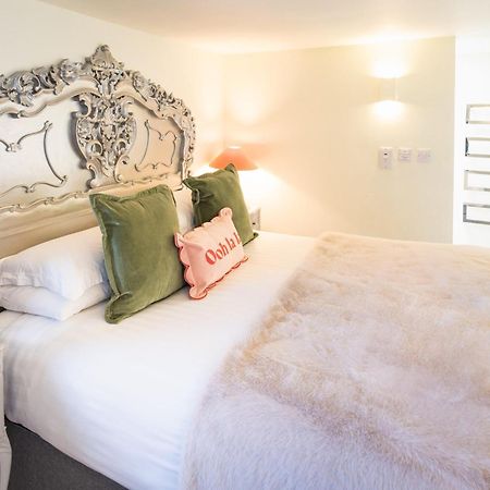 Gorgeous Boutique Flat Sleeps 2 In Lyme Regis Villa Buitenkant foto