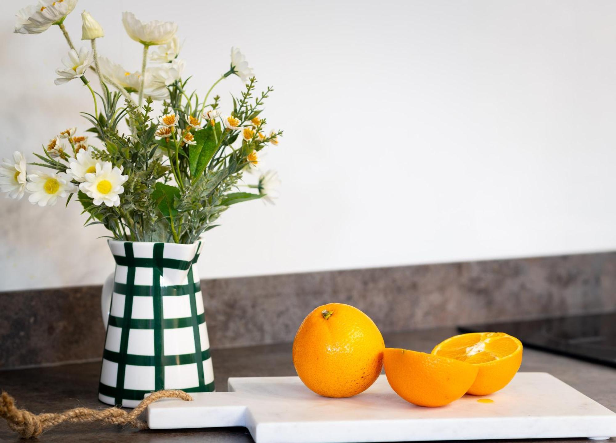 Gorgeous Boutique Flat Sleeps 2 In Lyme Regis Villa Buitenkant foto